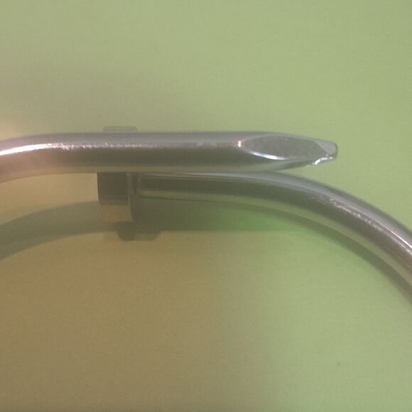 Unisex Silvertone "Nail" Bracelet...NEW - Picture 7 of 13